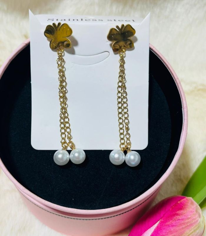 Aros Colgantes de Mariposa con Perlas