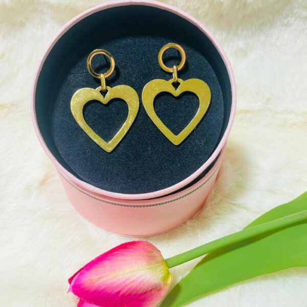 Aros de Corazón dorado