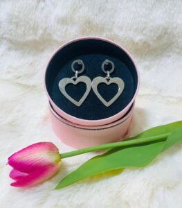 Aros de Corazón Plateados