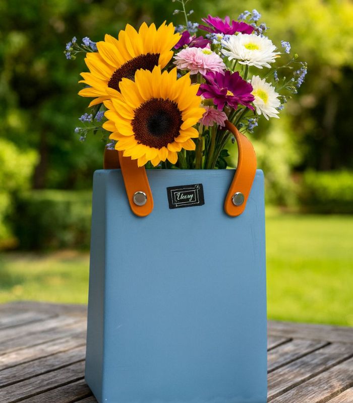 Florero Diseño Cartera Celeste